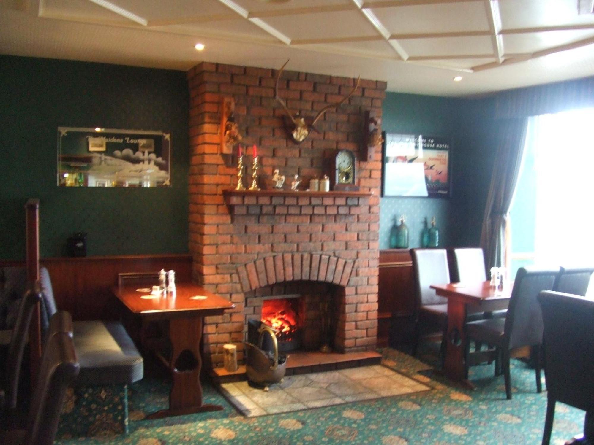 Halfway House Hotel Larne Zewnętrze zdjęcie